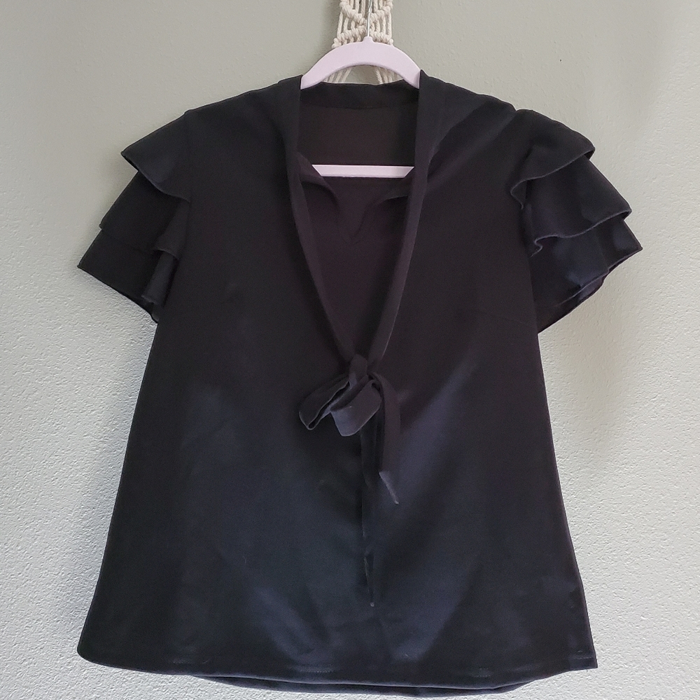 Black chic top